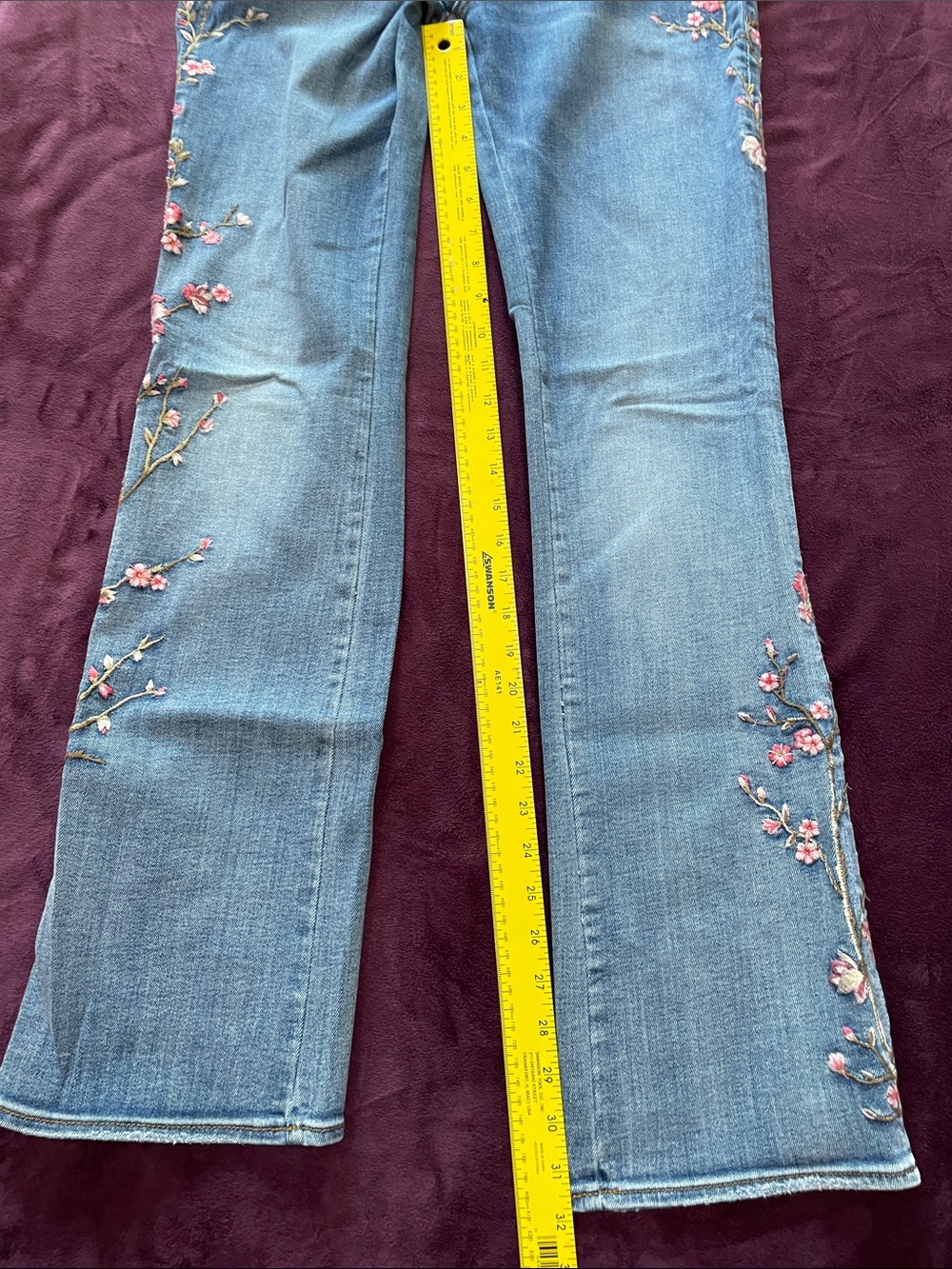 DRIFTWOOD Kelly Cherry Blossom Embroidered Jeans VGUC W29/L33 - Picture 10 of 10
